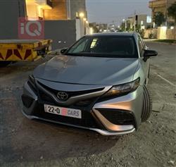 تۆیۆتا کامری